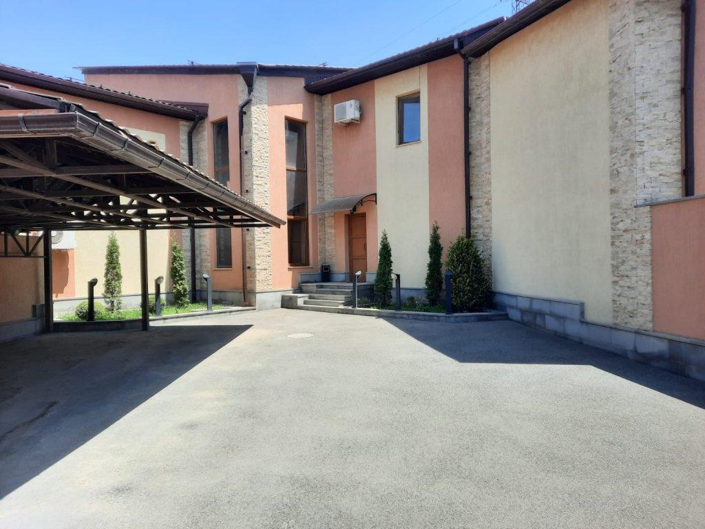 La Defense Hotel Jerevan Eksteriør bilde