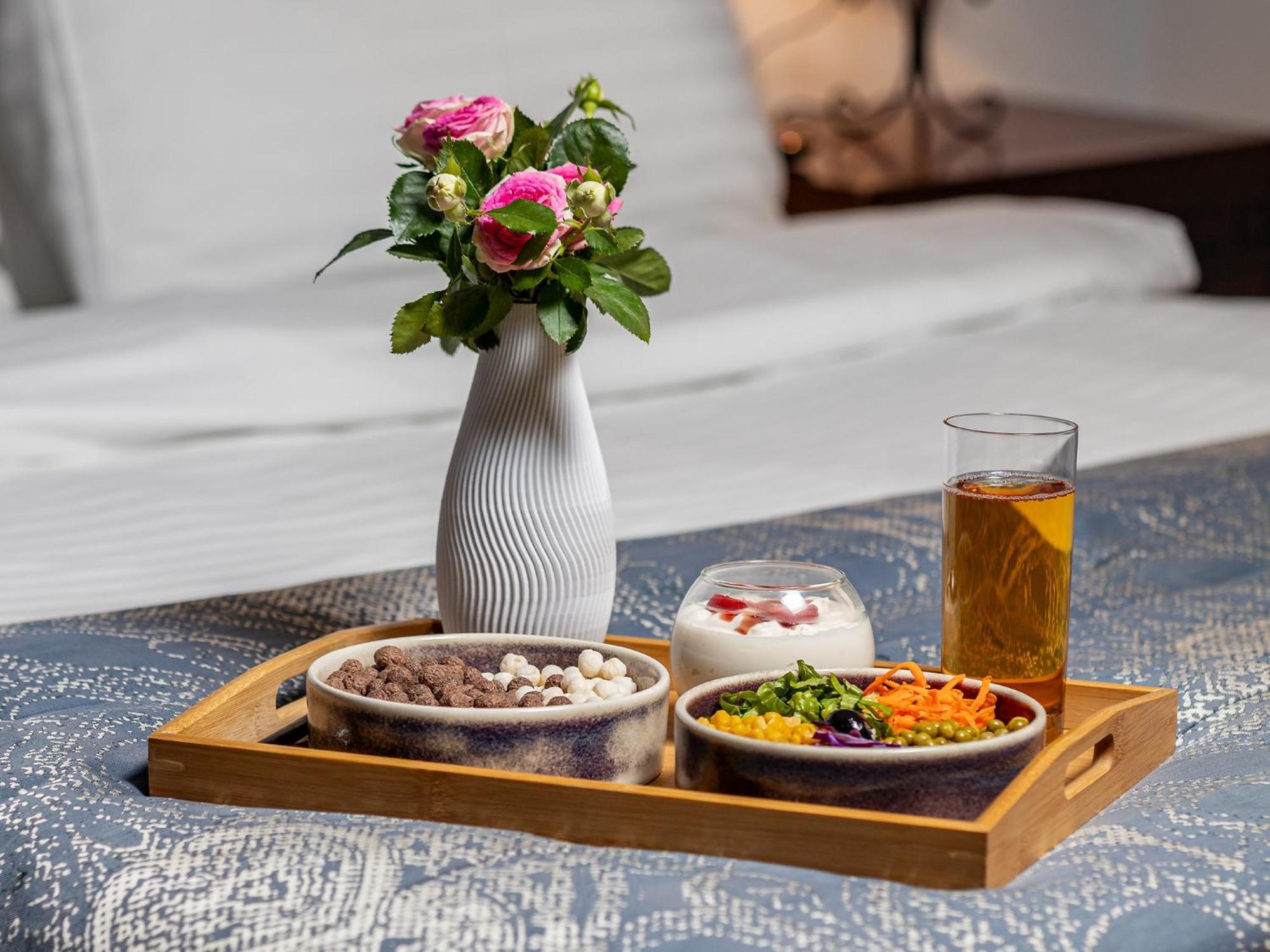 La Defense Hotel Jerevan Eksteriør bilde